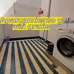 Germanies Y Garaje , Apartment