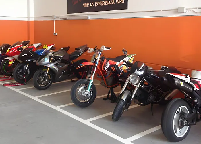 Germanies Y Garaje , * Algemesi