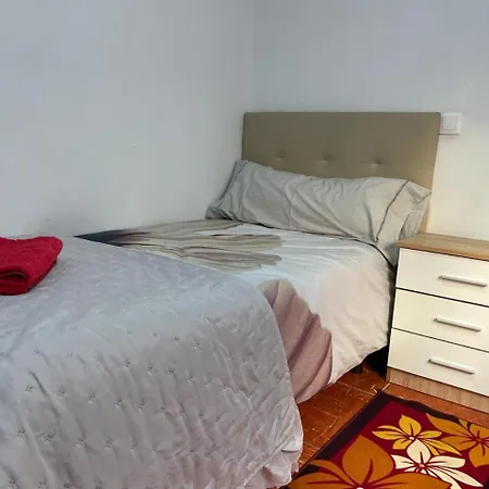 Apartamento Germanies Y Garaje , *