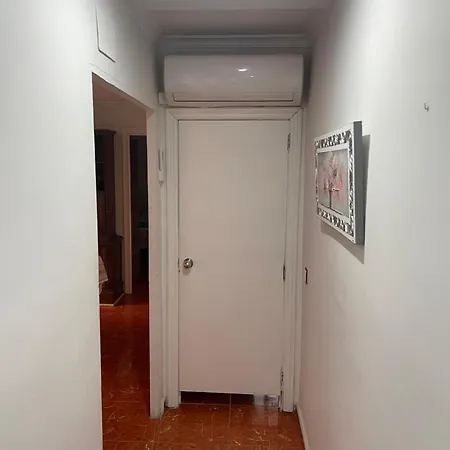 Germanies Y Garaje , Apartment
